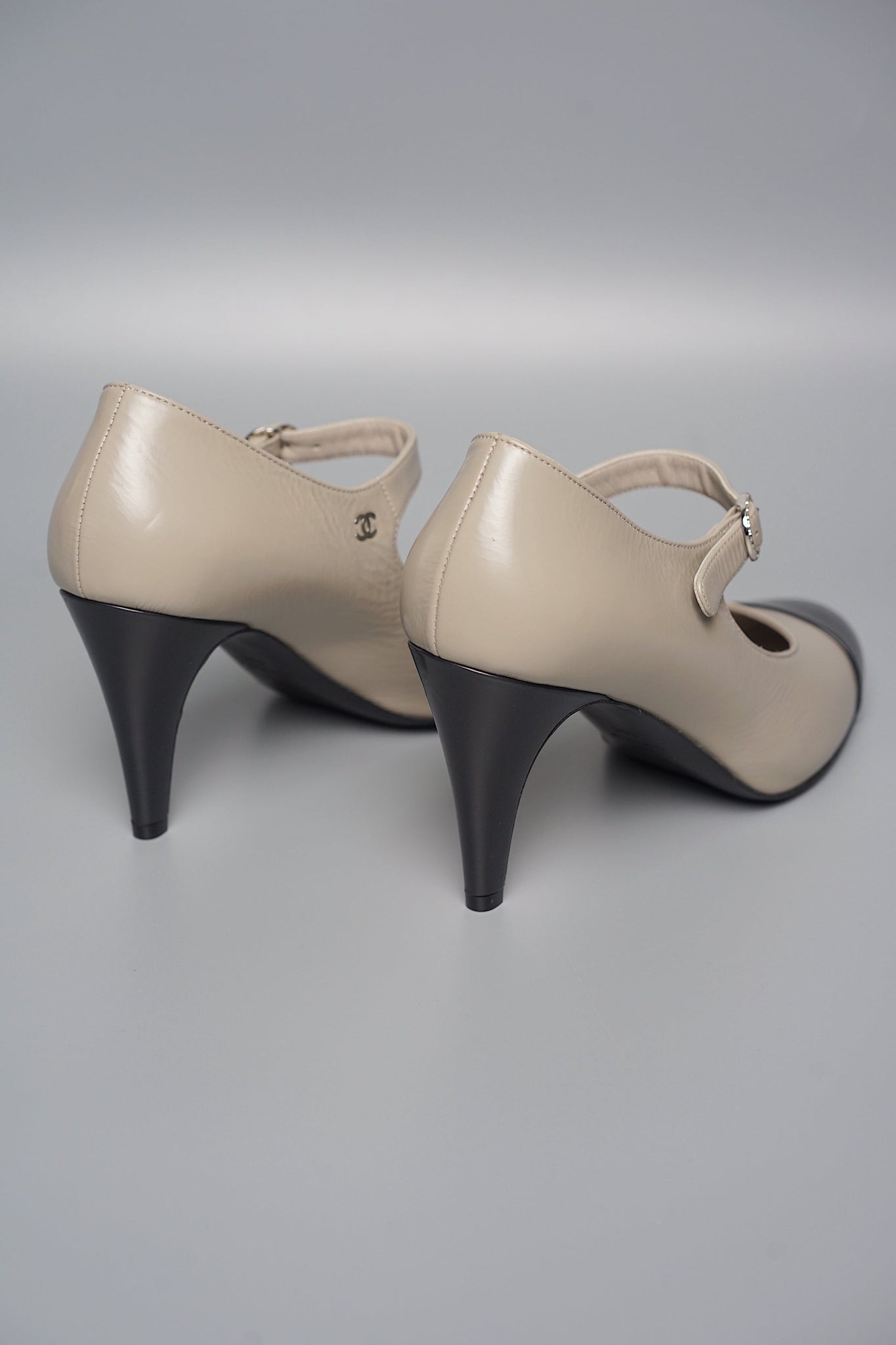 Chanel Mary Janes in Size 39 (Brand New)