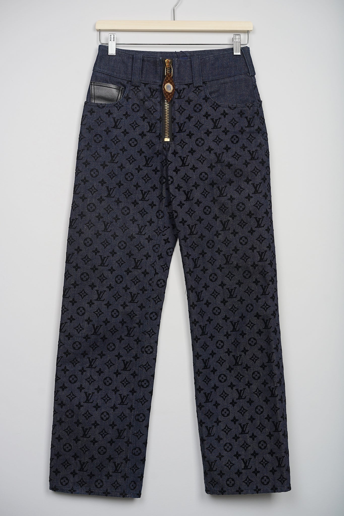 Louis Vuitton Cotton Denim Jeans in Blue Size 36