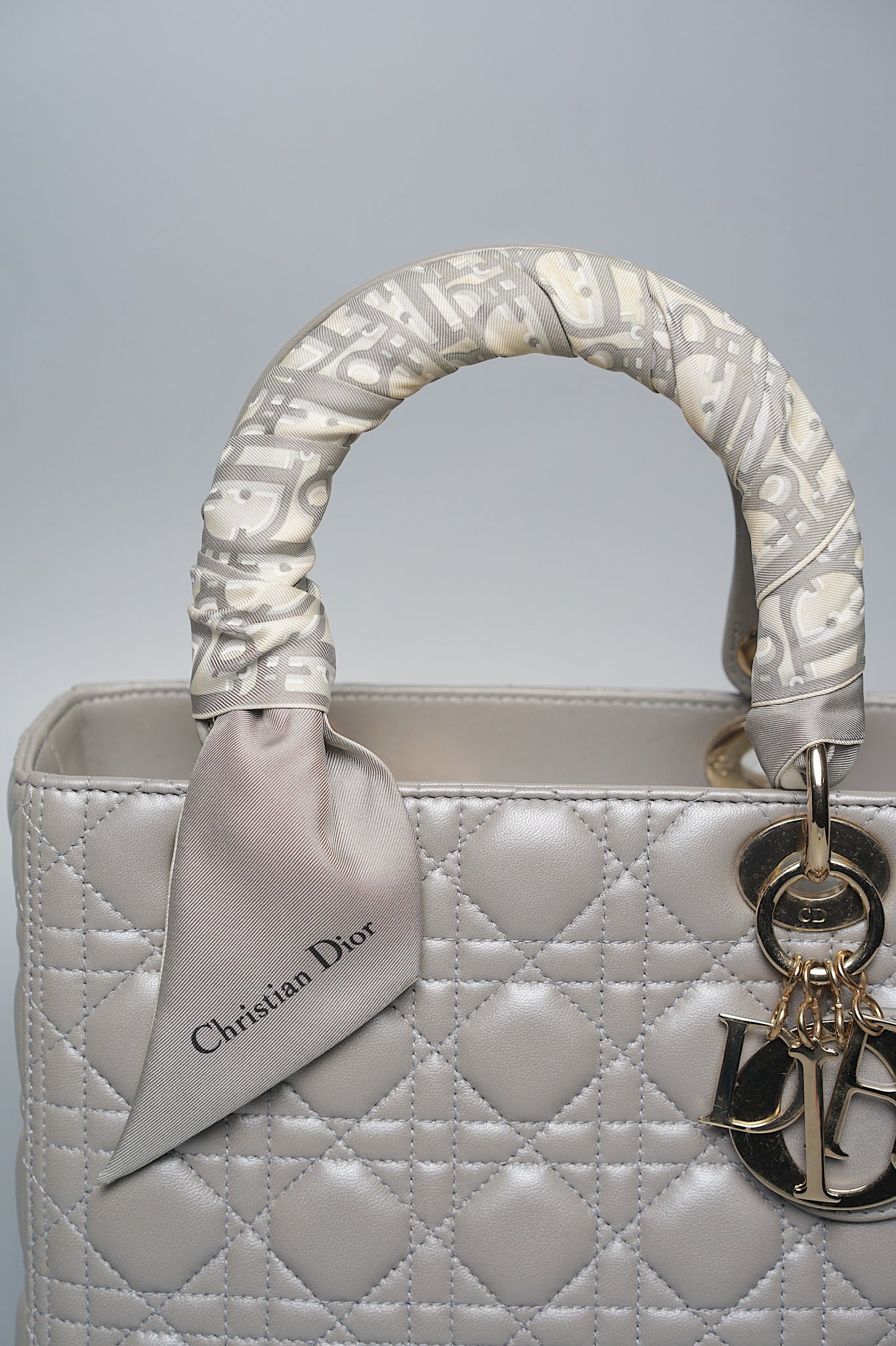 Lady Dior Medium in Gray Opaline Lghw