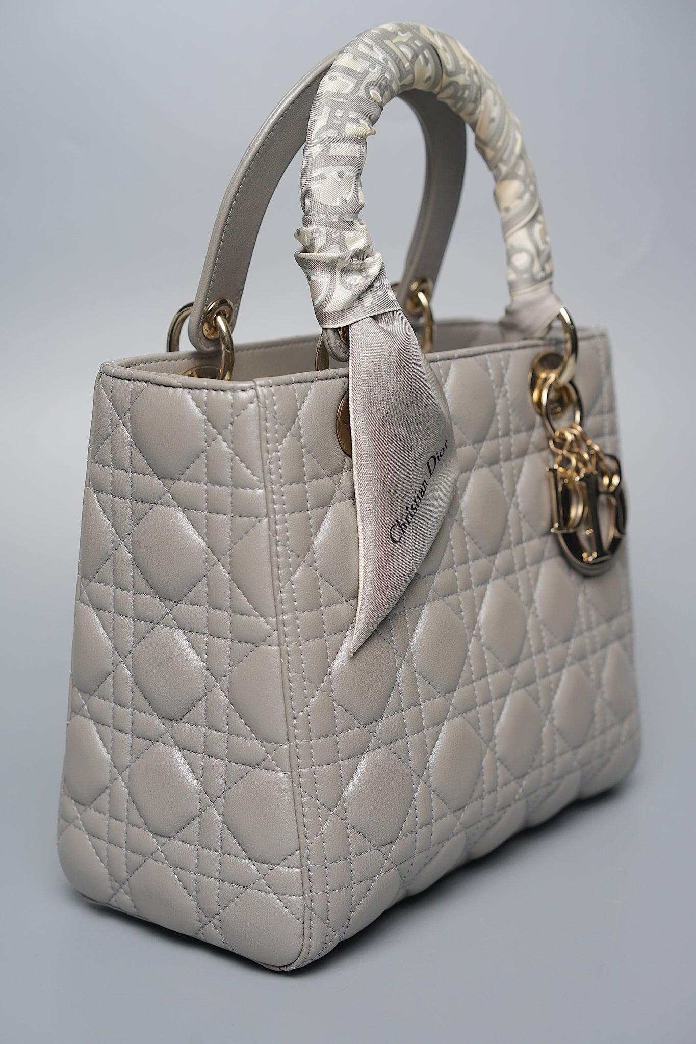 Lady Dior Medium in Gray Opaline Lghw