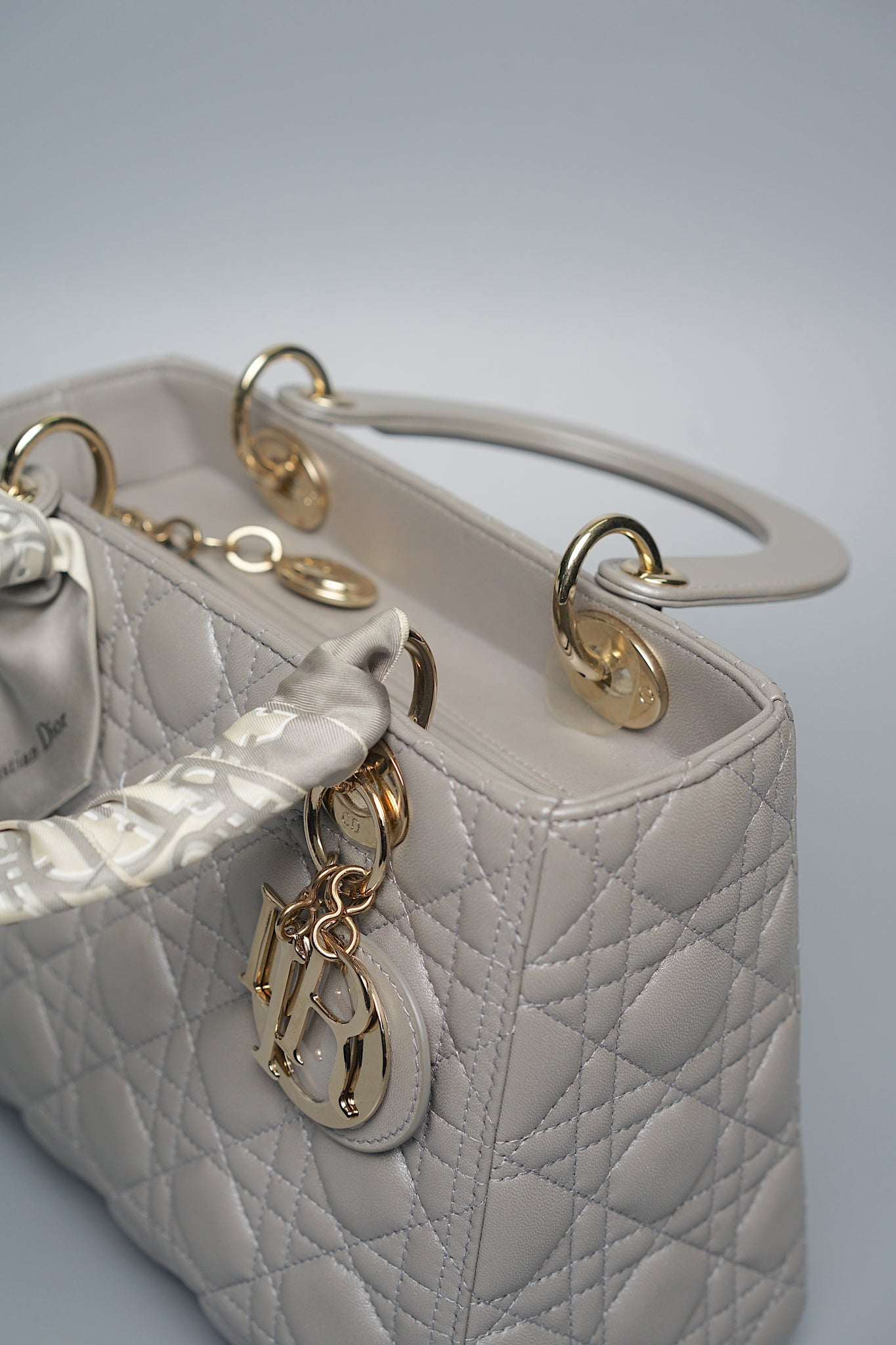 Lady Dior Medium in Gray Opaline Lghw