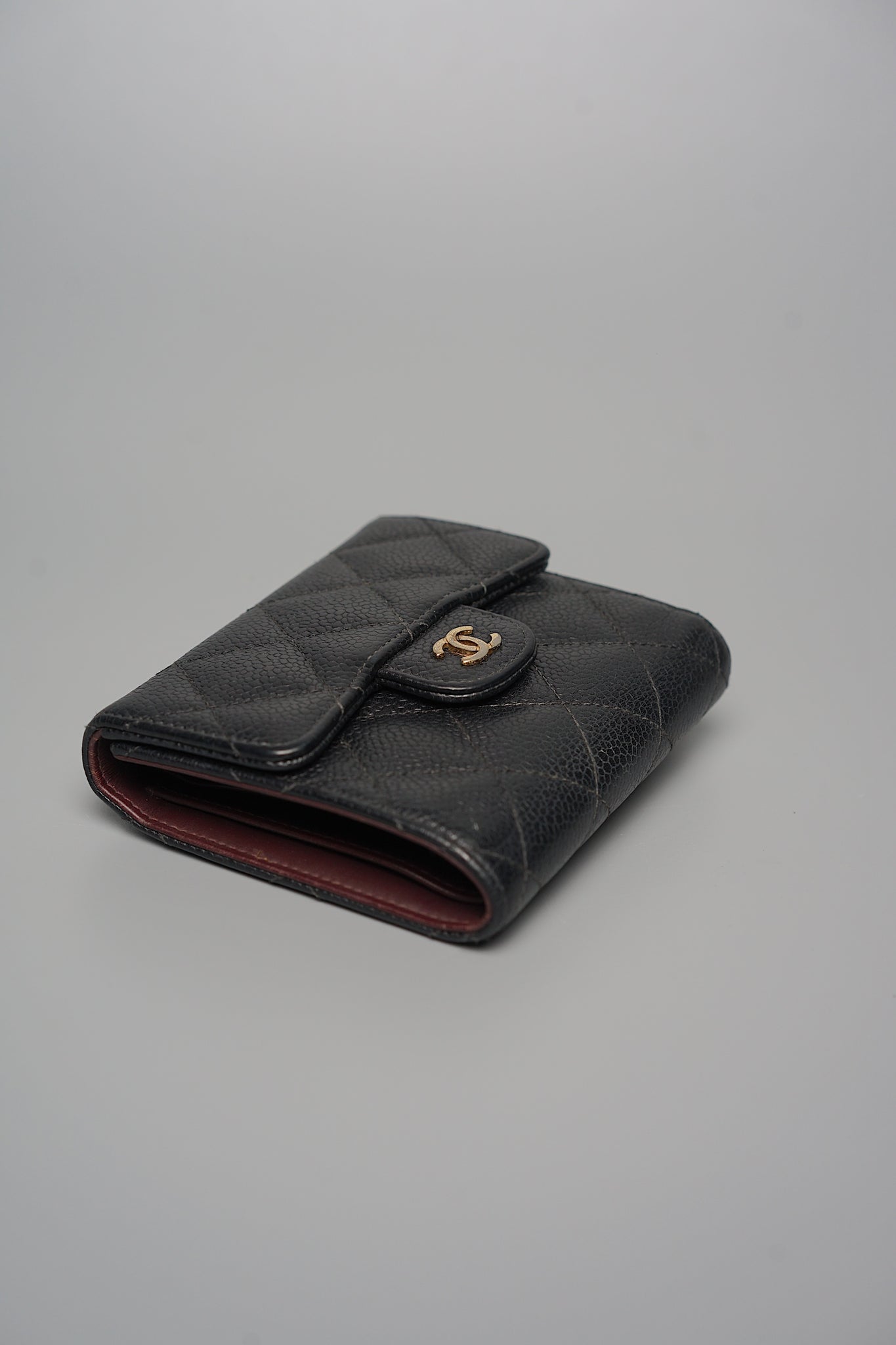 Chanel Classic Trifold Compact in Black Caviar Ghw