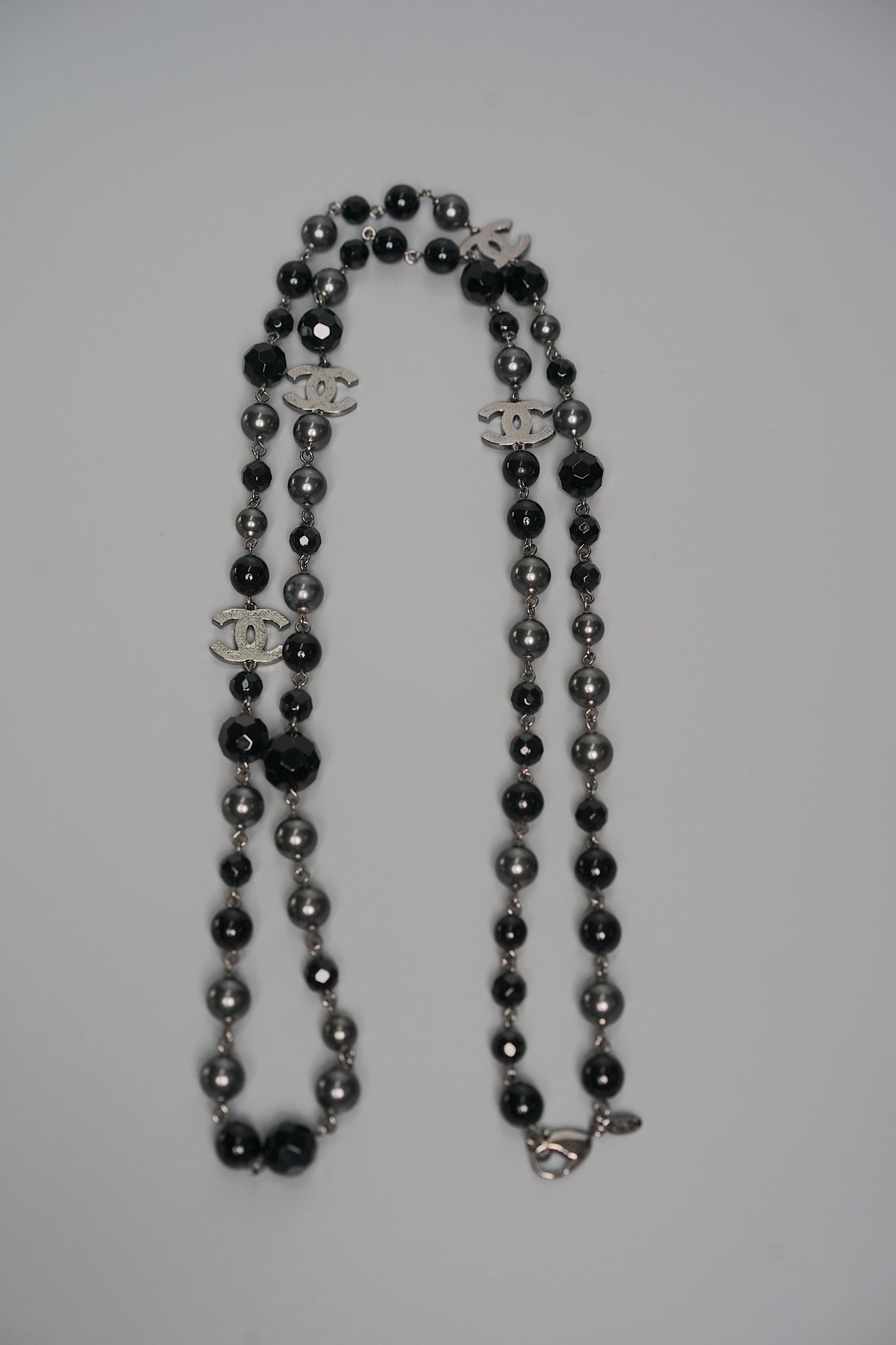 Chanel Long Necklace in Black Diamantes / Grey Pearls