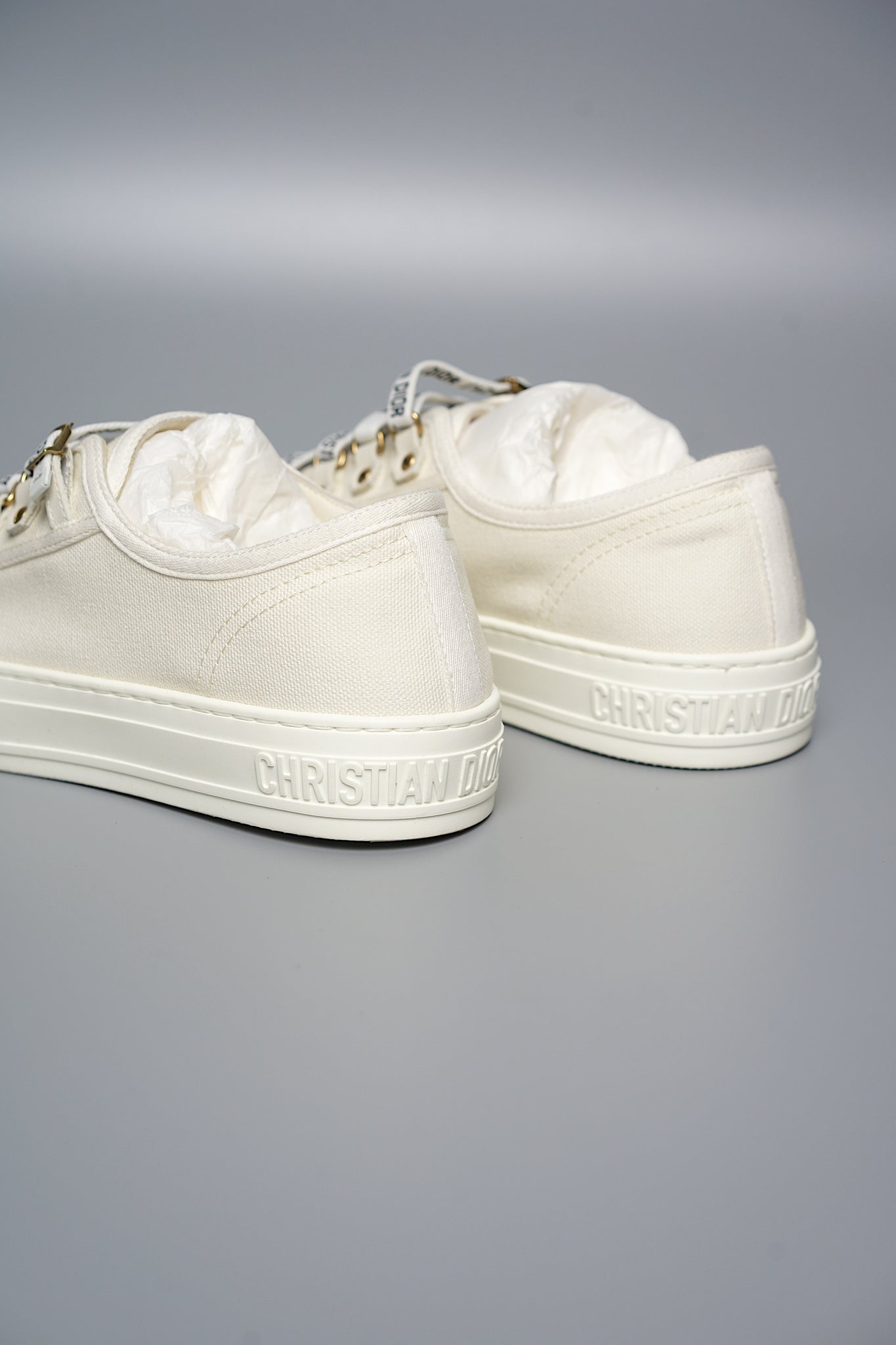 Dior Walk 'N' Sneaker in Milk Size 39.5