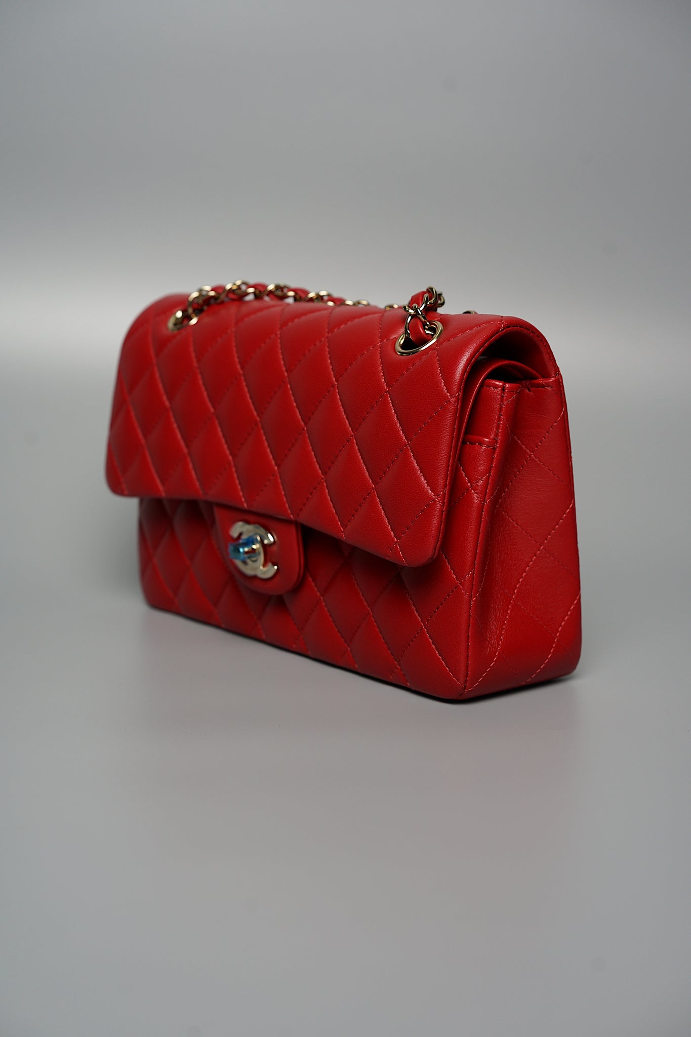 Chanel Small Classic Double Flap in Red Lambskin Ghw (Brand New)