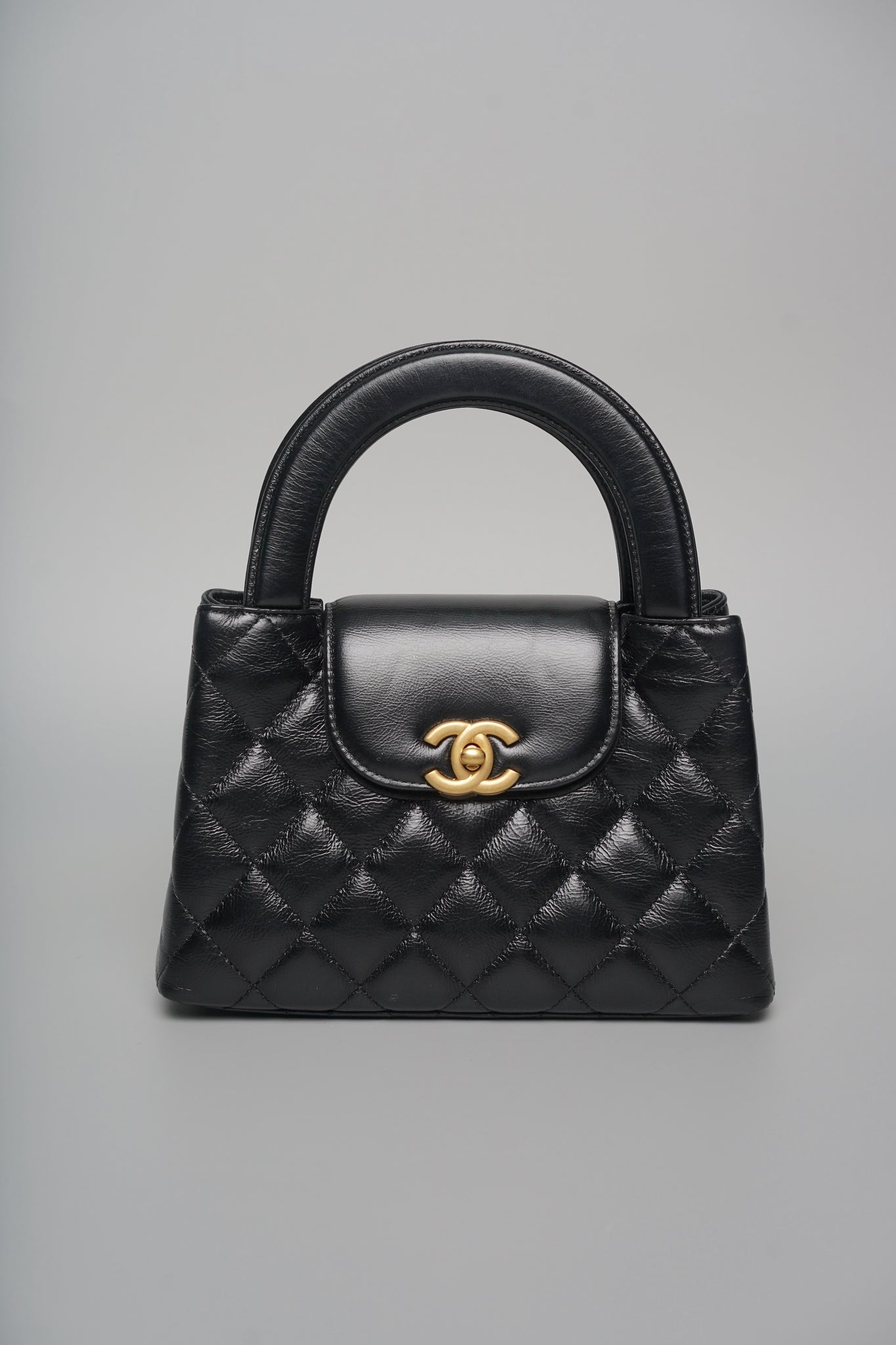 Chanel Kelly Mini in Black Shiny Calfskin Ghw