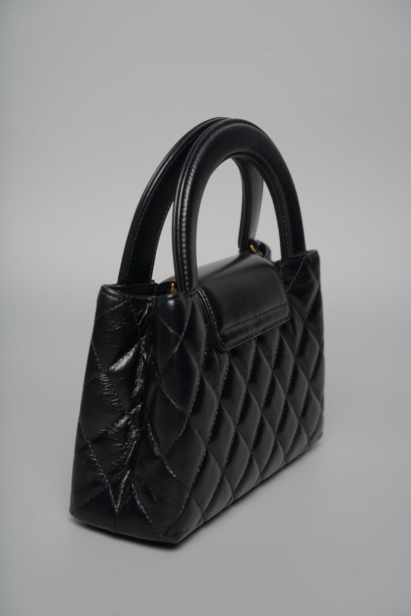 Chanel Kelly Mini in Black Shiny Calfskin Ghw