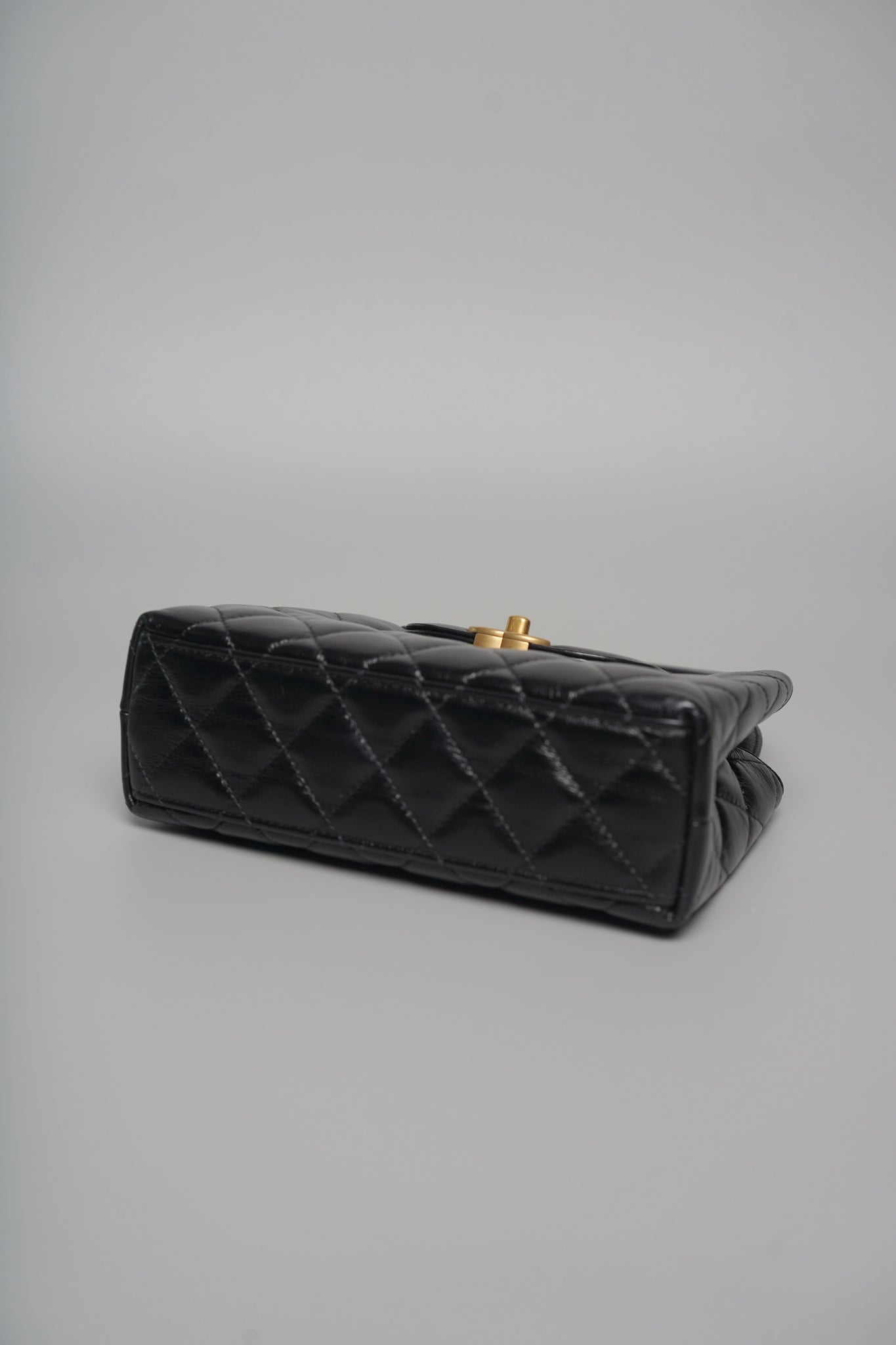 Chanel Kelly Mini in Black Shiny Calfskin Ghw