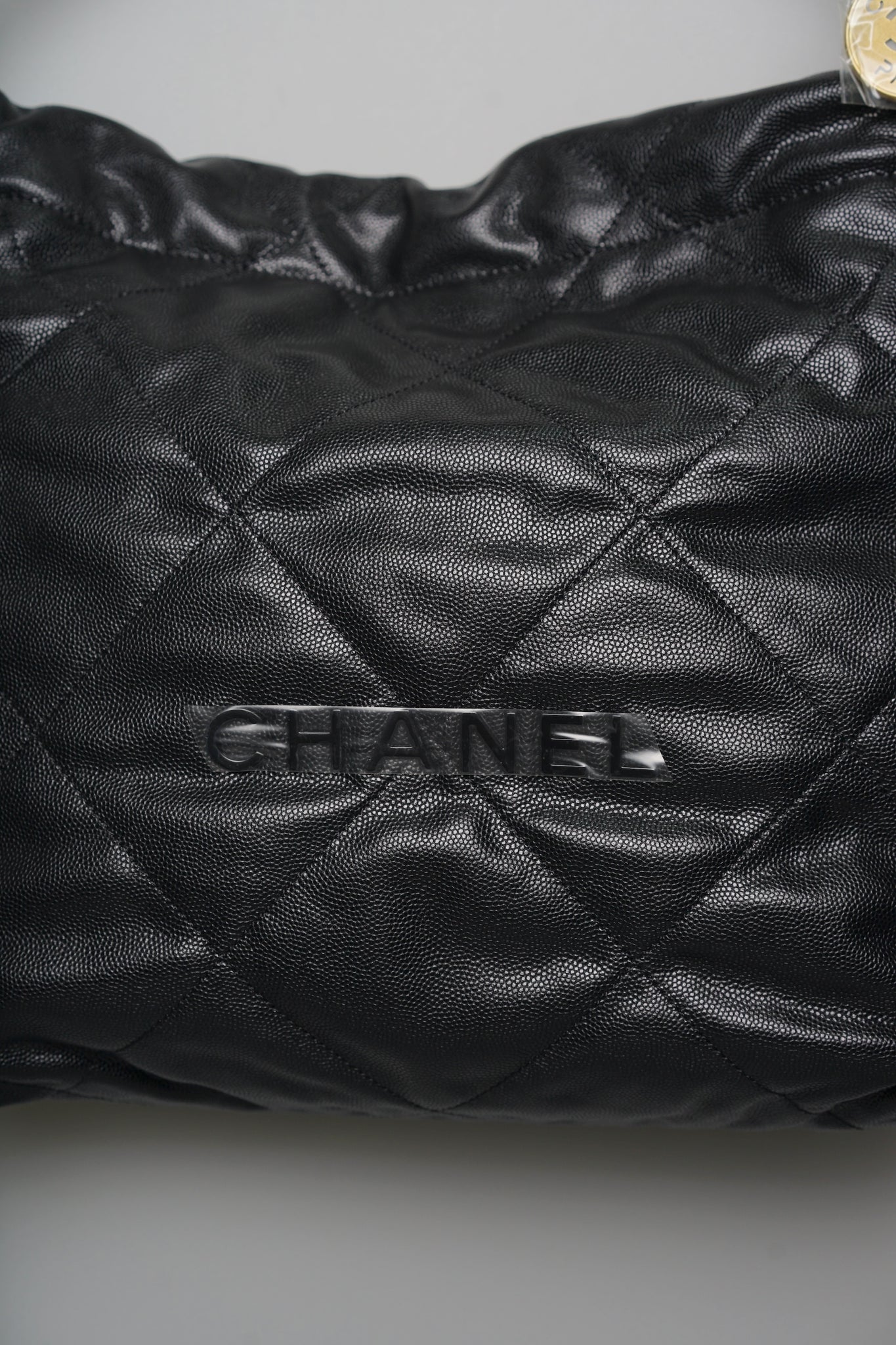 Chanel 22 Medium in Noir Bghw (Brand New)