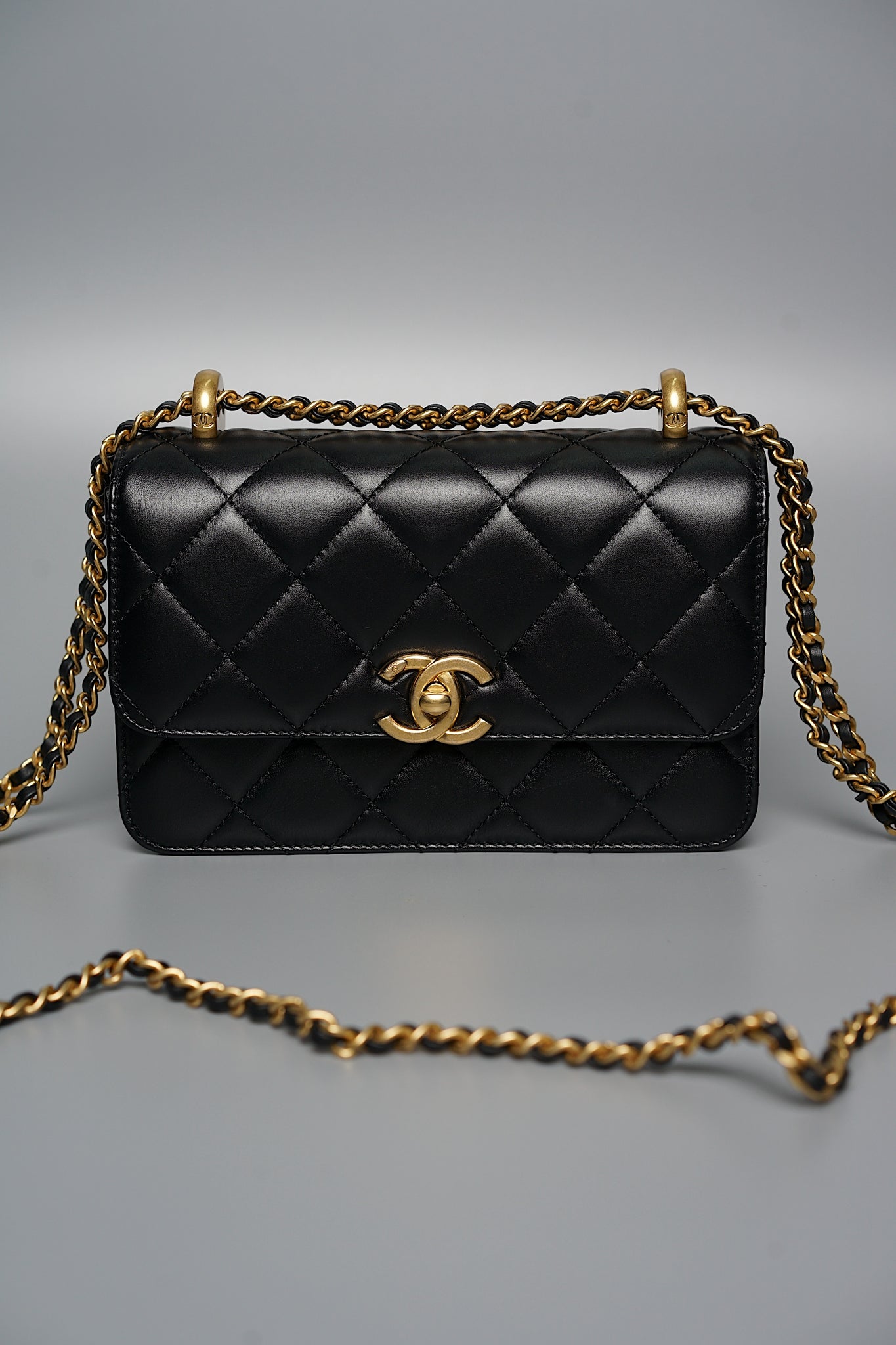 Chanel Mini Double Pearl Crush 19cm in Black Calfskin Ghw (Brand New)