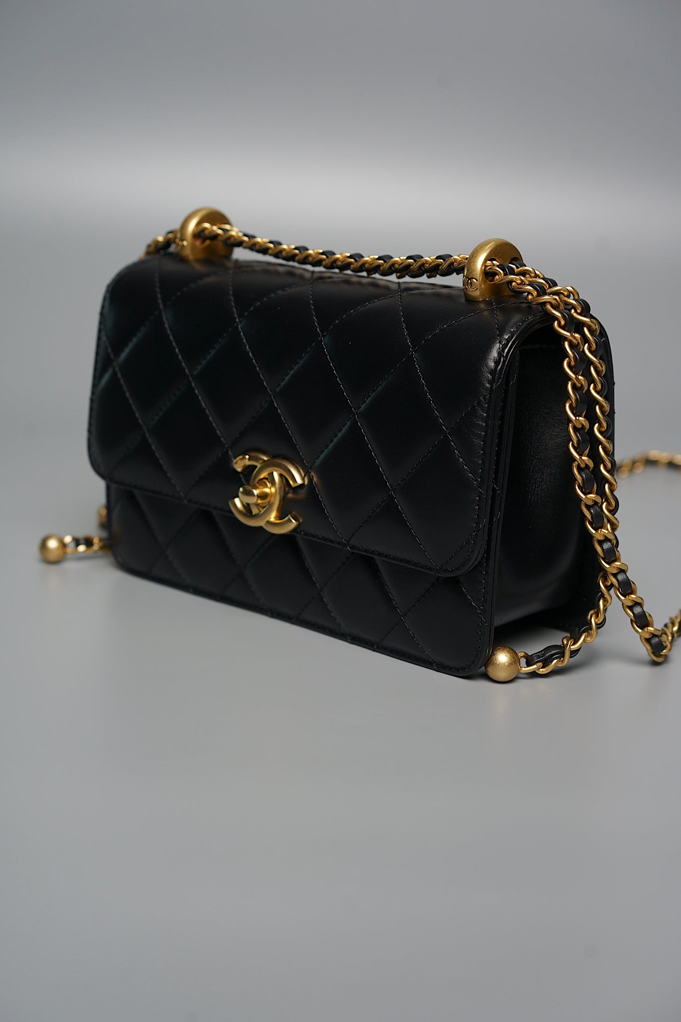 Chanel Mini Double Pearl Crush 19cm in Black Calfskin Ghw (Brand New)
