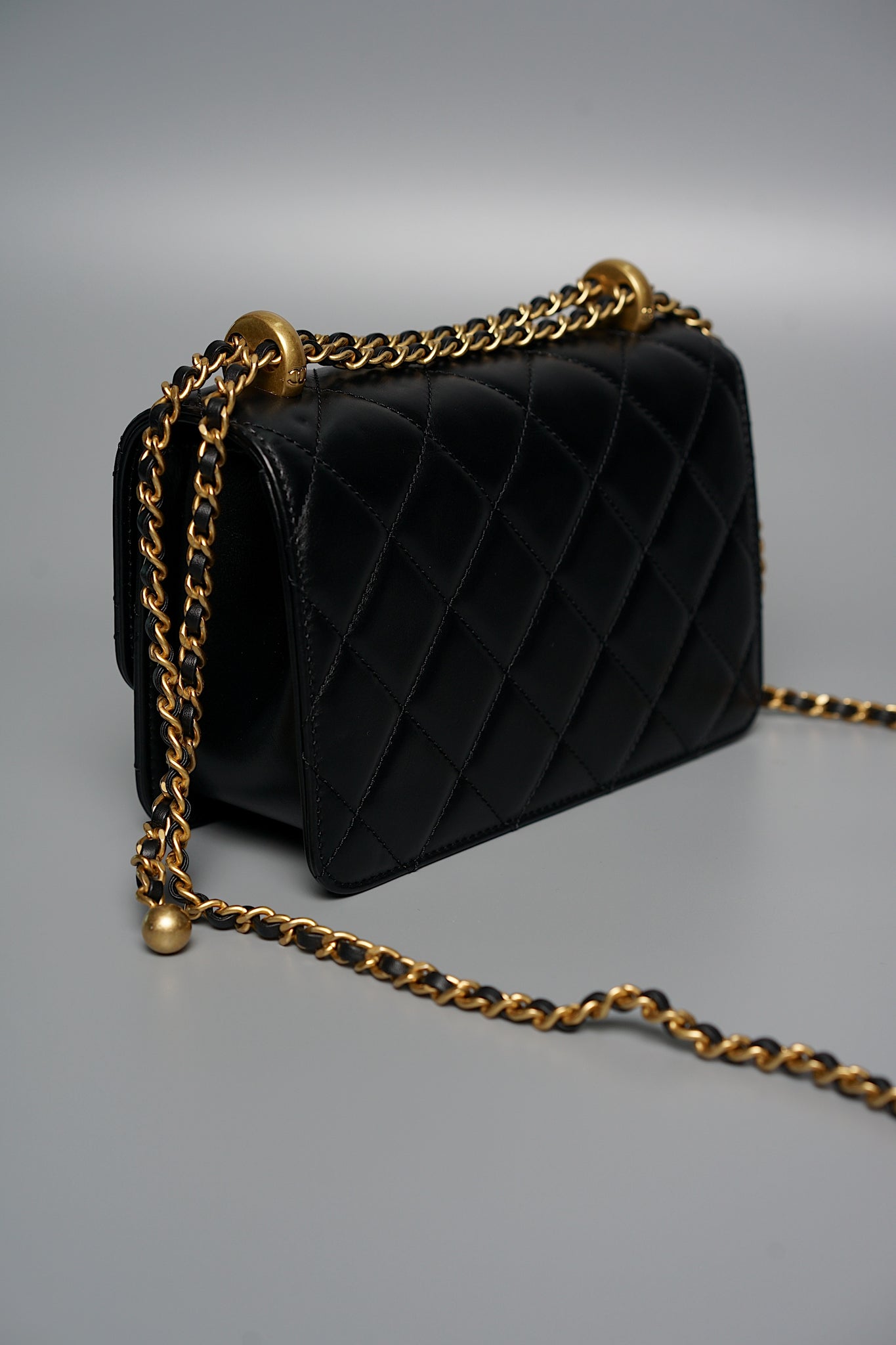 Chanel Mini Double Pearl Crush 19cm in Black Calfskin Ghw (Brand New)
