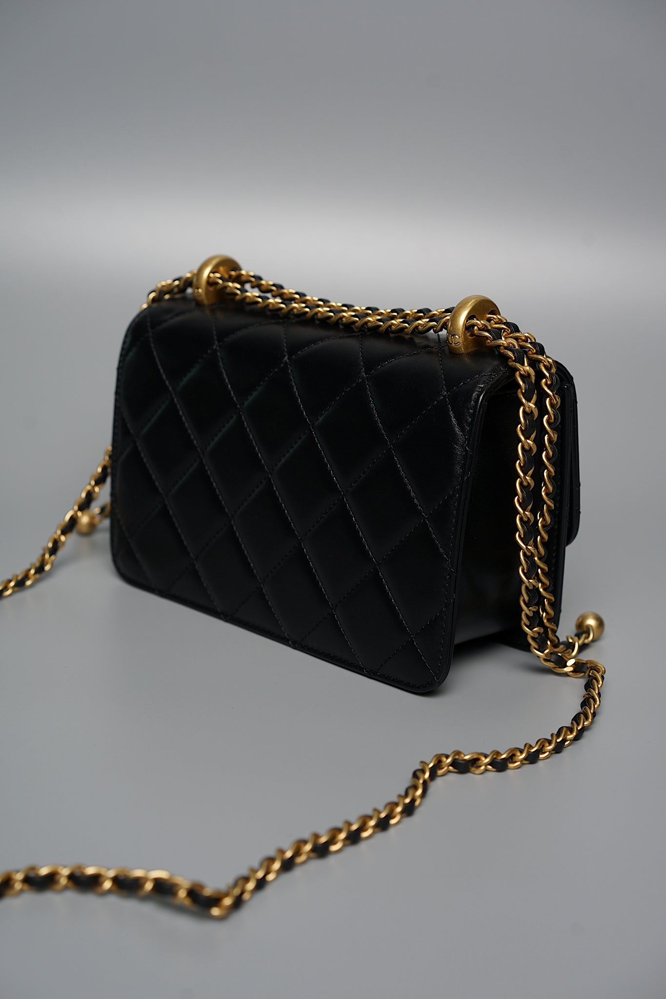 Chanel Mini Double Pearl Crush 19cm in Black Calfskin Ghw (Brand New)