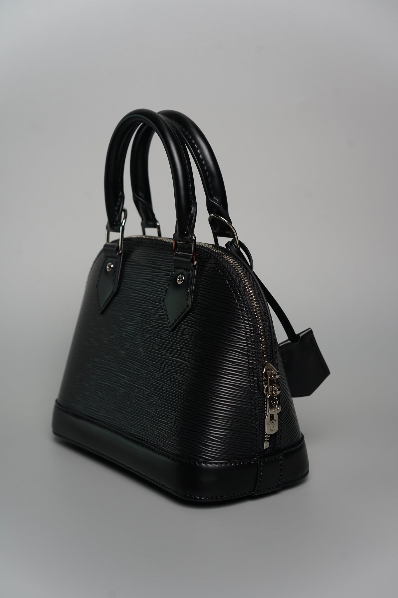 LV Alma BB in Black Shw (Brand New)