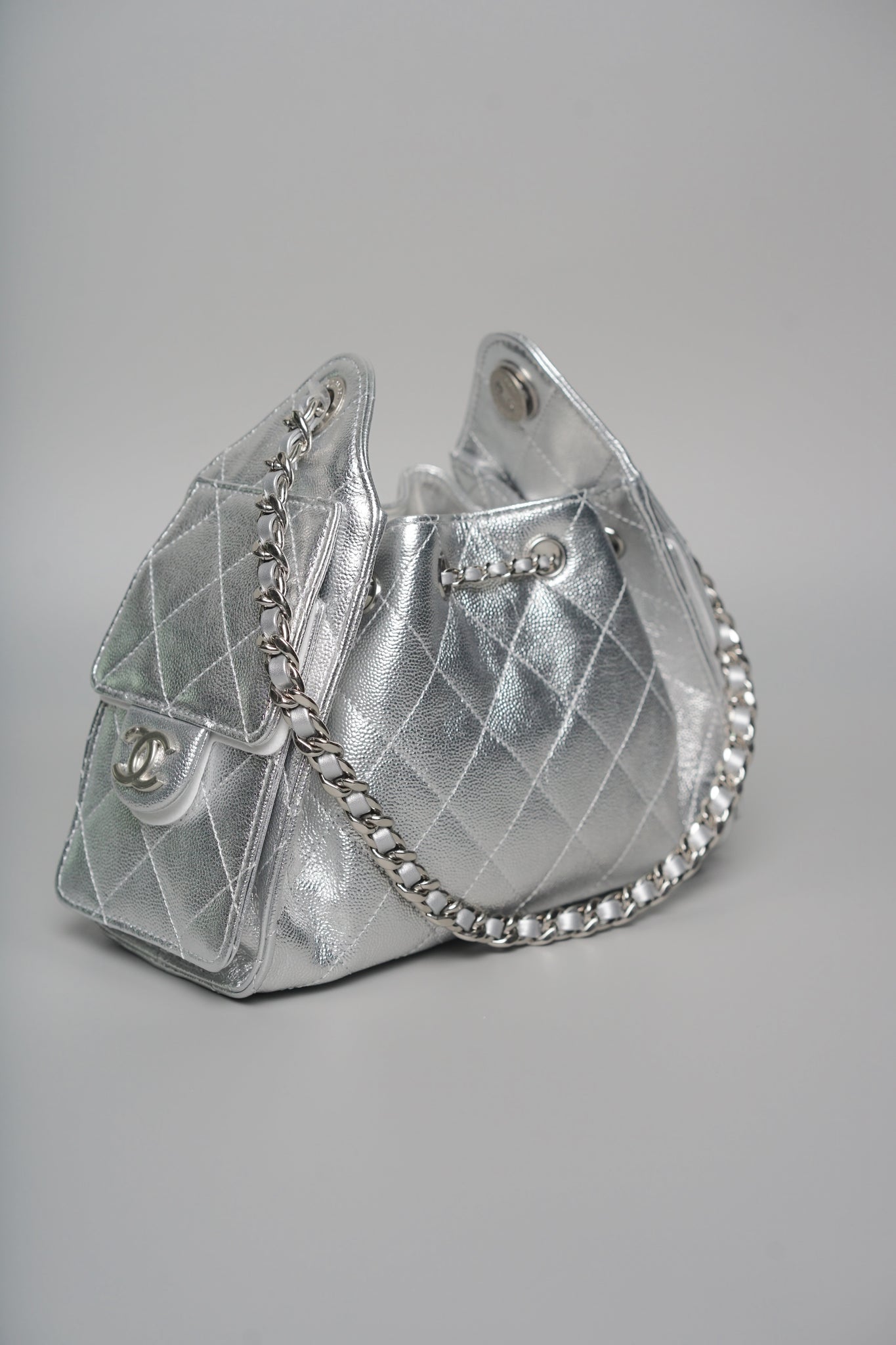 Chanel 25 Mini Handbag in Metallic Grained Calfskin Shw (Brand New)