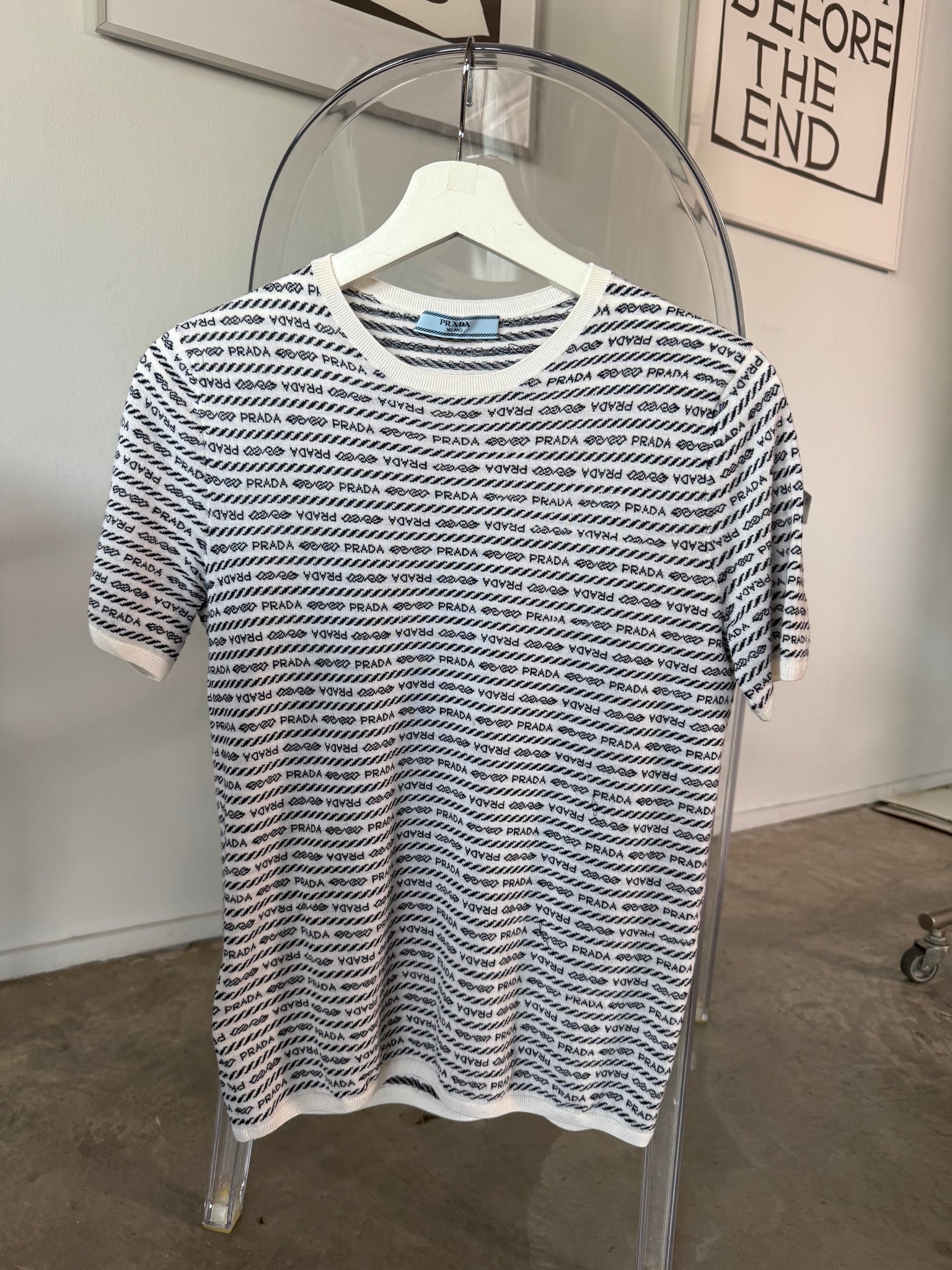Prada Logo-Intarsia Top in White Size 36