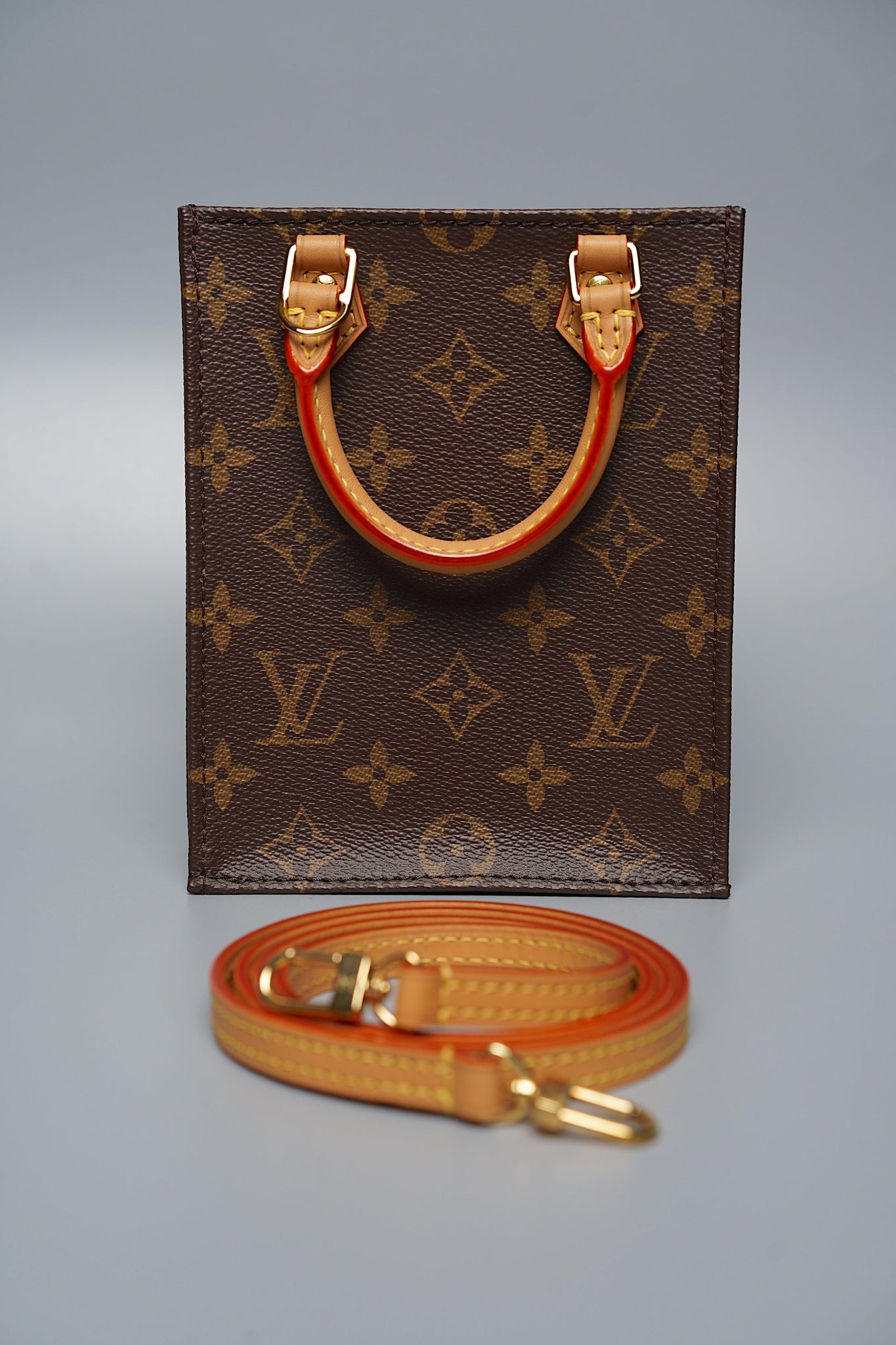LV Petit Sac Plat