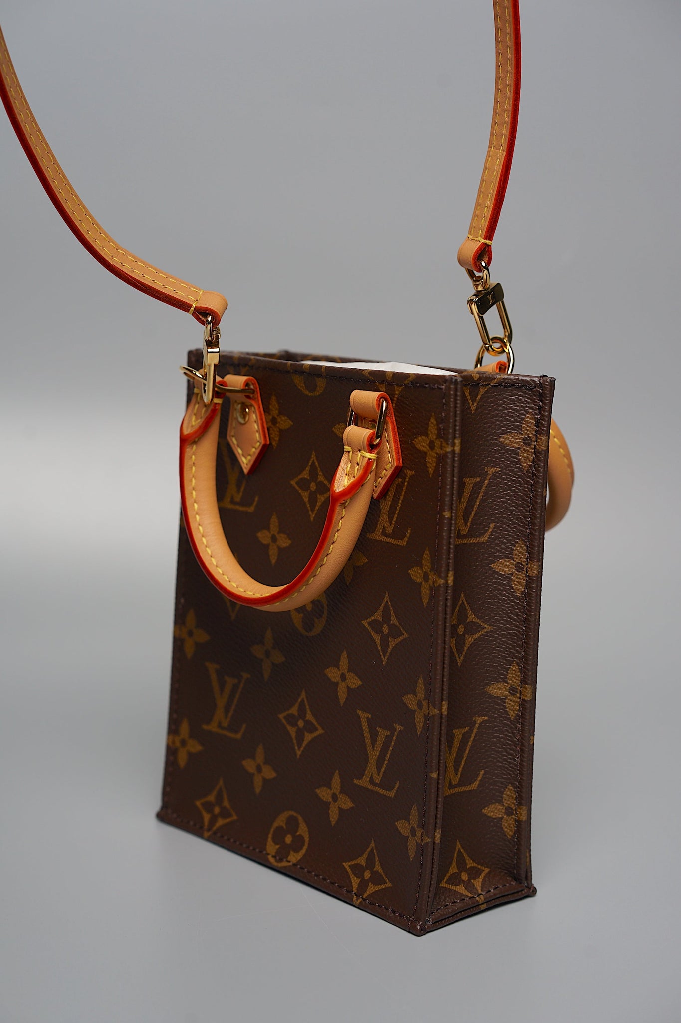 LV Petit Sac Plat