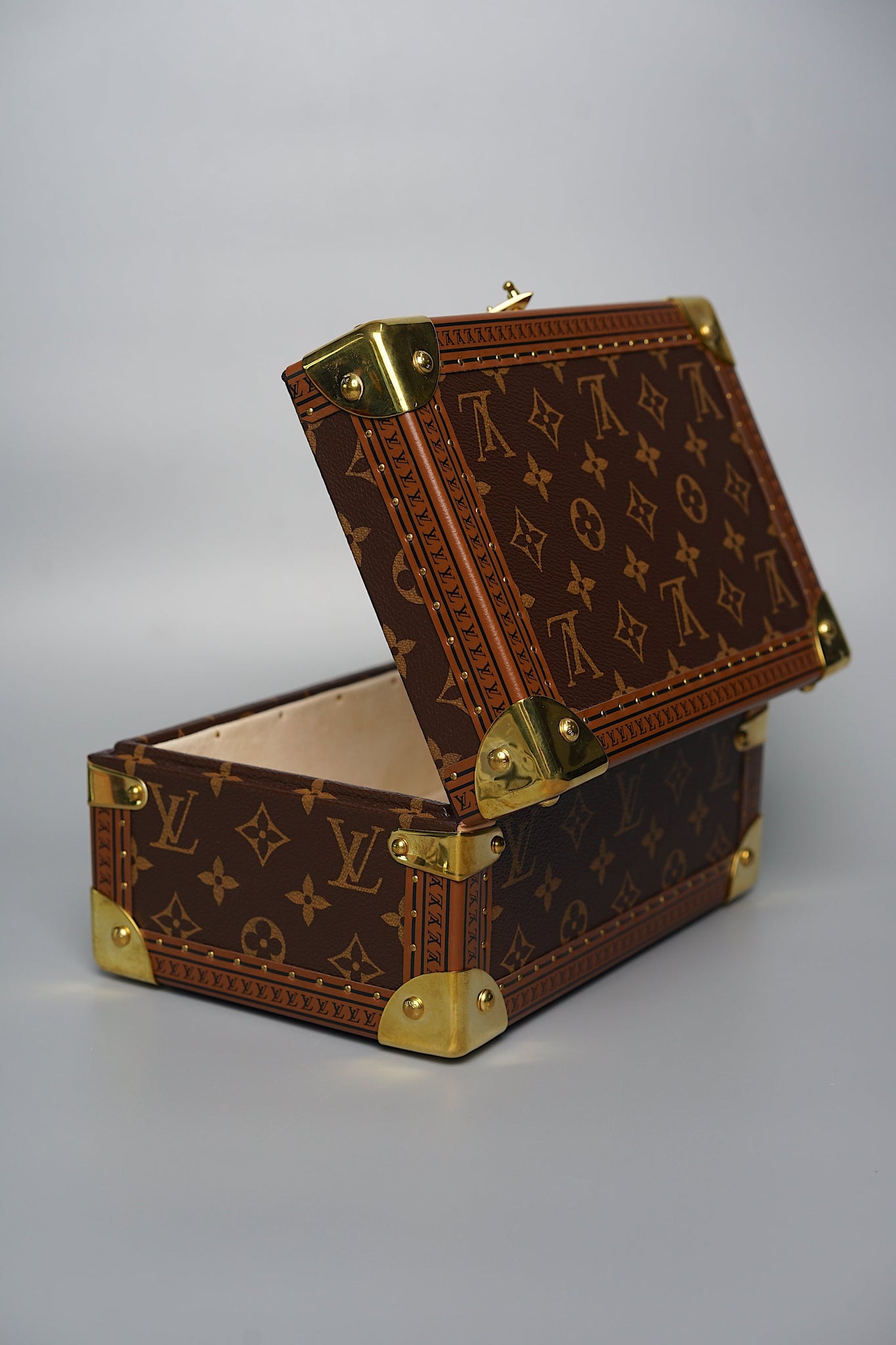 LV Coffret Tresor 24 in Beige (Brand New)