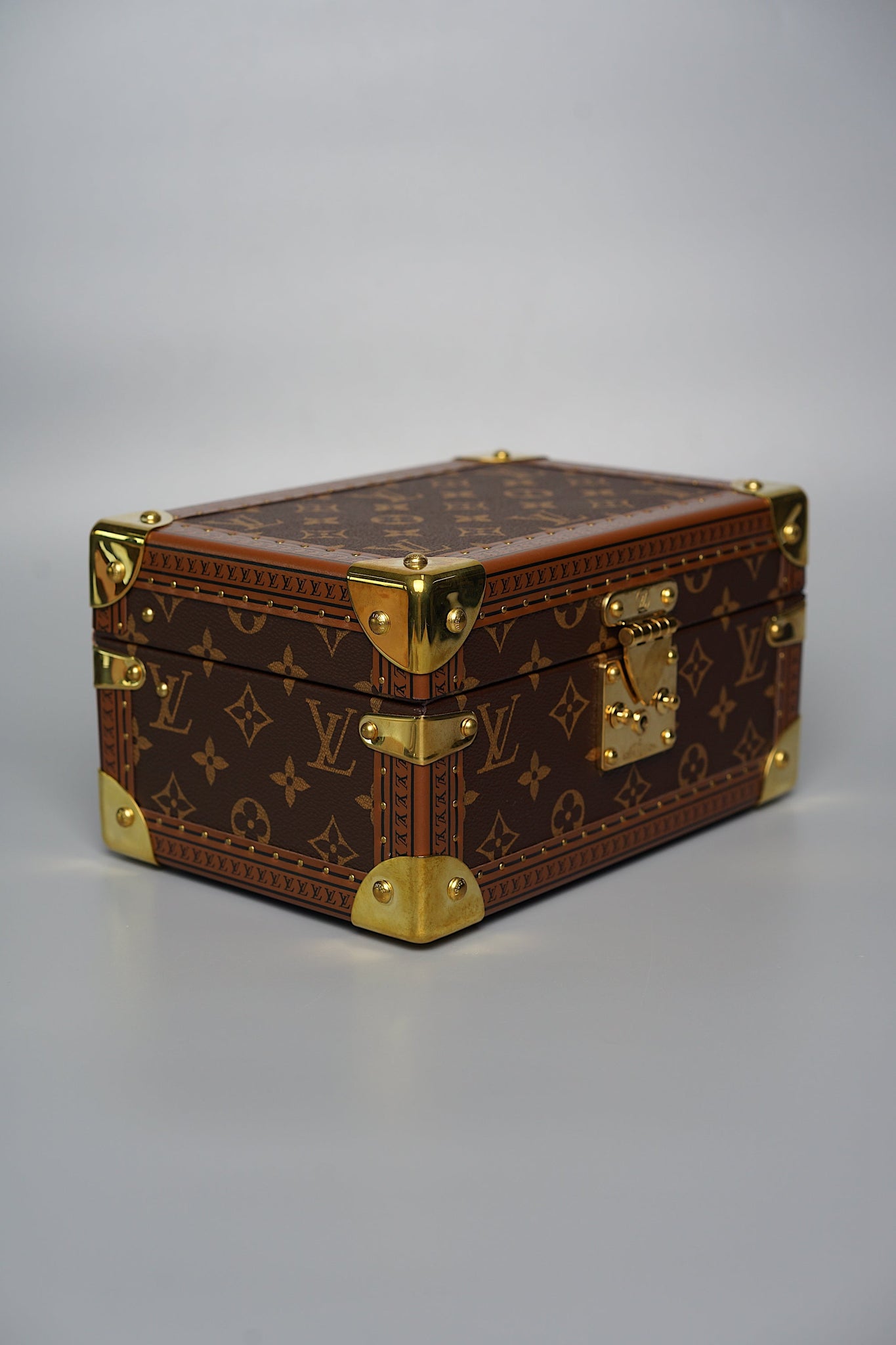 LV Coffret Tresor 24 in Beige (Brand New)